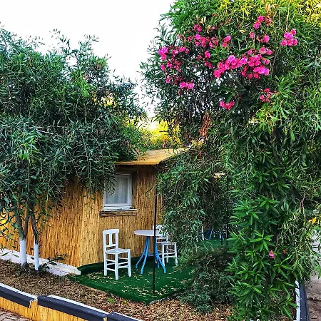 אתר נופש Ekolojik Tatil Koeyue *